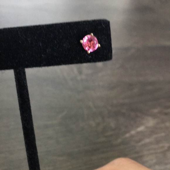 14K Yellow Gold Stud Earrings with Pink Topaz - Picture 7 of 7